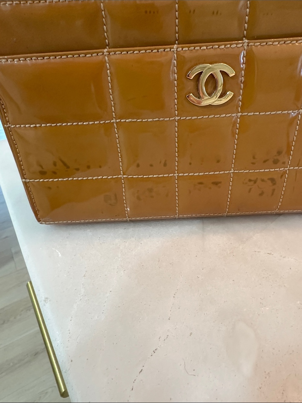 CHANEL Patent Quilted Camera Bag in Caramel Duster included - Picture 3 of 6